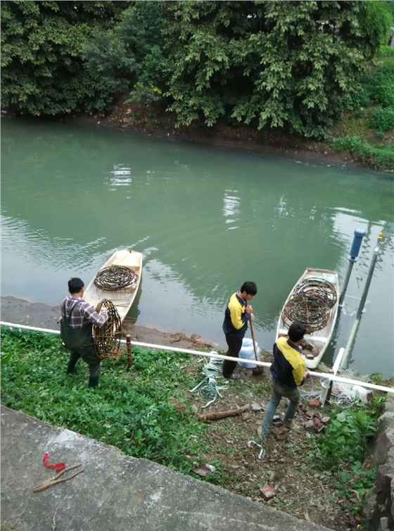 龙铁沉水风机安装现场